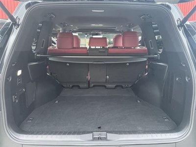 2023 Lexus LX thumbnail 28