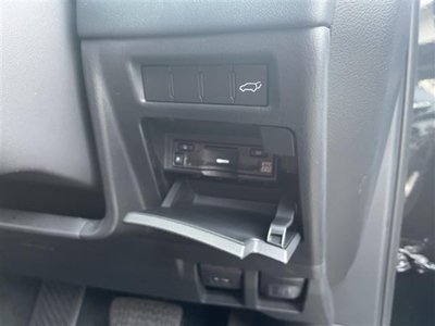 2023 Lexus LX thumbnail 15