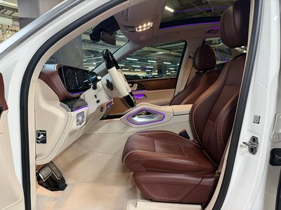 MERCEDES-BENZ GLS - 7