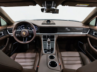 2023 Porsche PANAMERA 照片 4