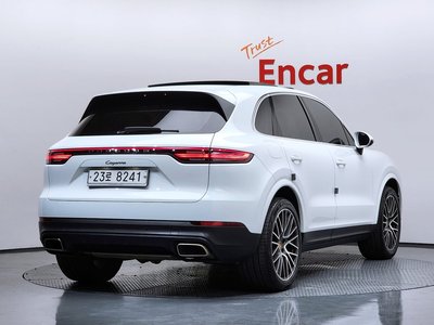 PORSCHE CAYENNE - 4