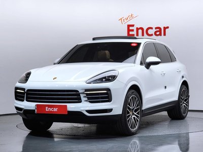 PORSCHE CAYENNE - 1