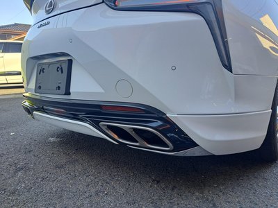 LEXUS LC CONVERTIBLE - 10