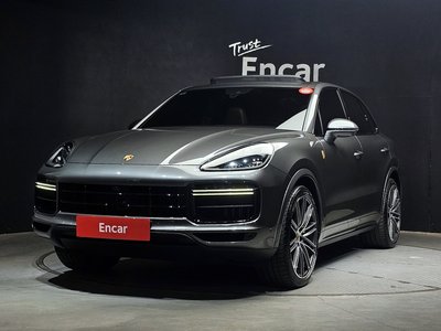 PORSCHE CAYENNE - 1
