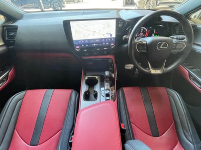 صورة مصغرة 14 لـ 2022 Lexus NX