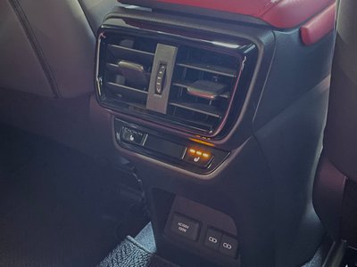 صورة مصغرة 35 لـ 2022 Lexus NX