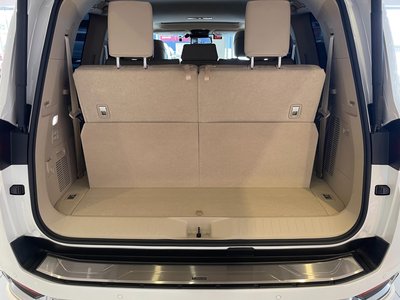 2024 Toyota LAND CRUISER 300 — миниатюра 44