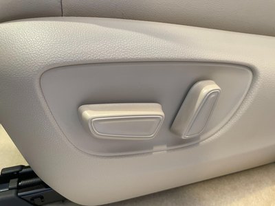 2024 Toyota LAND CRUISER 300 — миниатюра 53