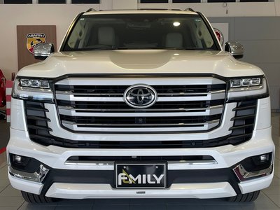 2024 Toyota LAND CRUISER 300 — миниатюра 2