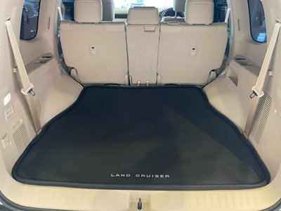 2024 Toyota LAND CRUISER 300 — миниатюра 46