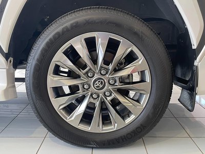 2024 Toyota LAND CRUISER 300 — миниатюра 76