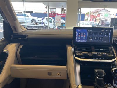 2024 Toyota LAND CRUISER 300 — миниатюра 35