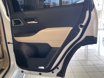 2024 Toyota LAND CRUISER 300 — миниатюра 72