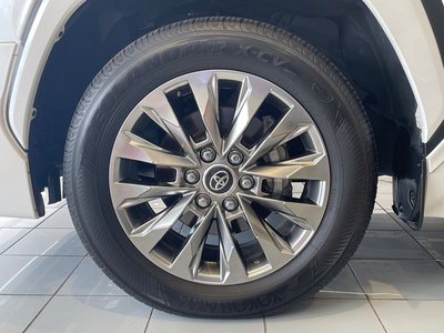 2024 Toyota LAND CRUISER 300 — миниатюра 75