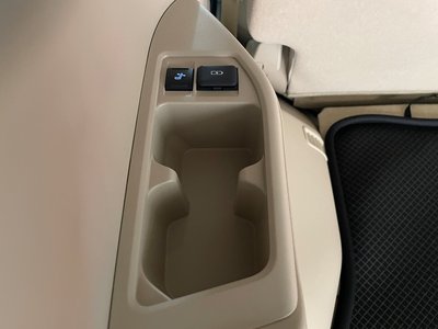2024 Toyota LAND CRUISER 300 — миниатюра 48