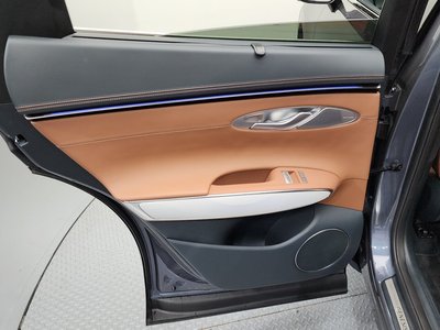 2025 Genesis GV70 thumbnail 15