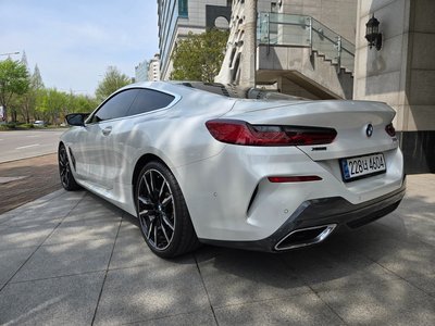BMW 8 SERIES - 4