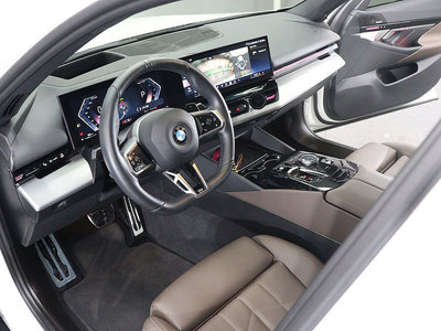 2023 BMW 5 SERIES — фото 10