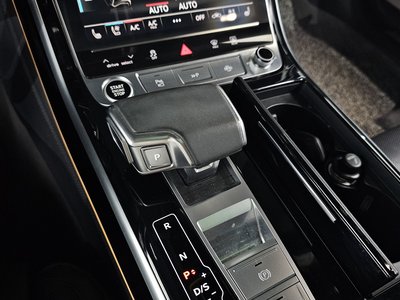 2021 AUDI A8 thumbnail 12