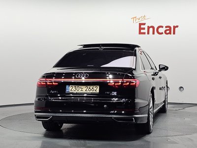 صورة 4 لـ 2021 AUDI A8