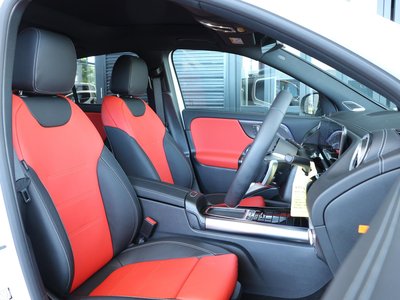 2025 Mercedes-BENZ GLA — фото 5