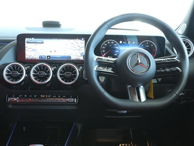 2025 Mercedes-BENZ GLA — фото 7
