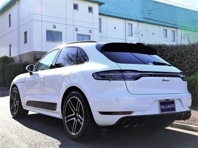 PORSCHE MACAN - 6
