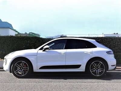 PORSCHE MACAN - 5