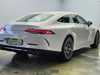 MERCEDES-BENZ GT AMG - 5