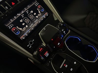 2021 Lamborghini URUS thumbnail 37