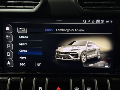 2021 Lamborghini URUS thumbnail 34