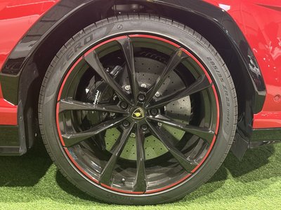 2021 Lamborghini URUS thumbnail 46