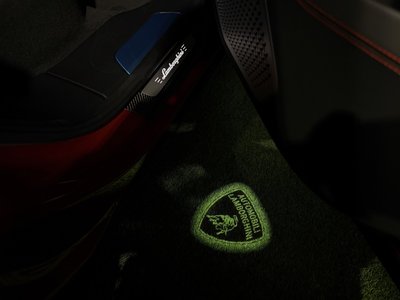 2021 Lamborghini URUS thumbnail 42