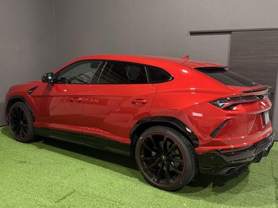 2021 Lamborghini URUS thumbnail 14