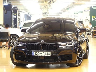 2023 BMW M5 照片 2