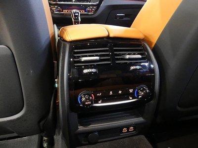 2023 BMW M5 缩略图 18