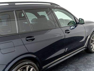 2020 BMW X7 — миниатюра 26