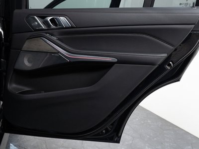 2020 BMW X7 — миниатюра 49