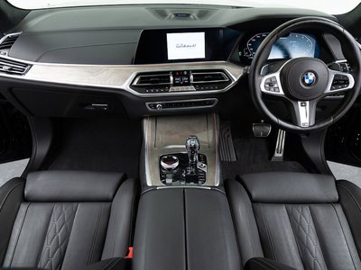 BMW X7 - 8