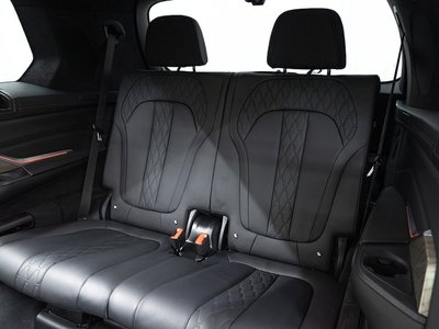 2020 BMW X7 — миниатюра 53