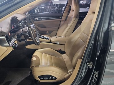 PORSCHE PANAMERA - 4