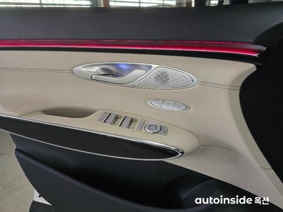 2025 Genesis GV70 — миниатюра 18