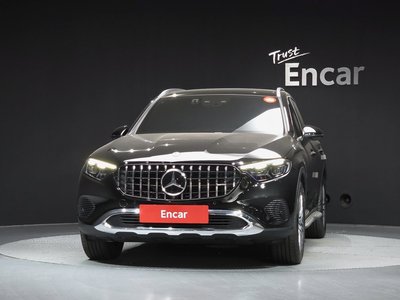 2024 Mercedes-BENZ GLC photo 2