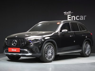 2024 Mercedes-BENZ GLC photo 1