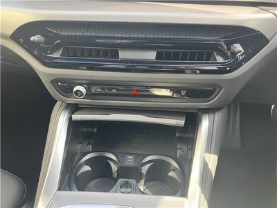 2025 BMW I4 — миниатюра 44