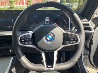 2025 BMW I4 — миниатюра 20