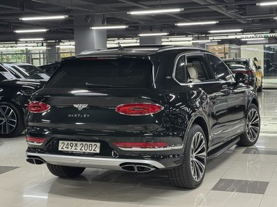BENTLEY BENTAYGA - 2