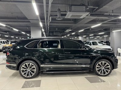 BENTLEY BENTAYGA - 4