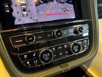 BENTLEY BENTAYGA - 9
