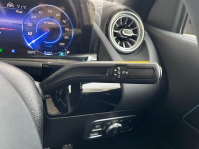 MERCEDES-BENZ EQA - 9